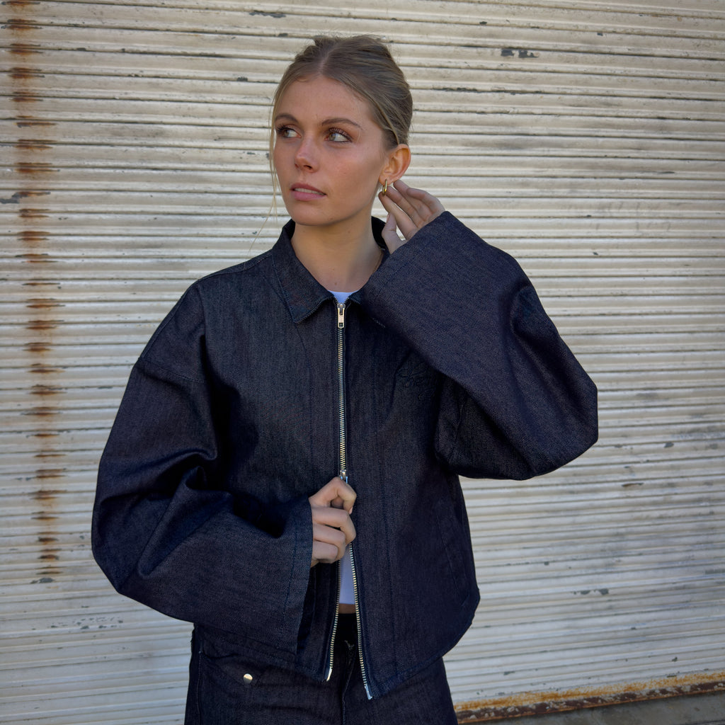 001 JACKET
